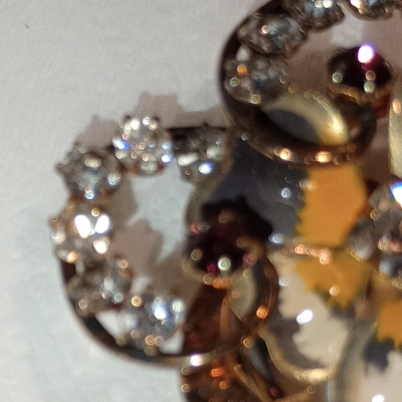 12k Gold Carl Art Enamel Brooch - Picture 13 of 16